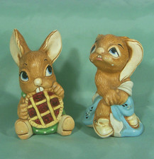 Vintage Pendelfin Pair of 2 Happy Bunny Rabbit Figurines Picnic Midge and Totty