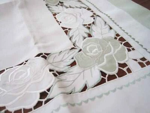 Lovely White Rose Embroidery Cutwork Soft Green Border Table Cloth - Picture 1 of 6