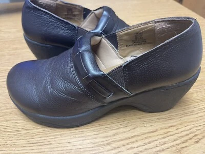 Zapatos cómodos con zueco de cuero marrón Bjorndal Wylie para mujer talla 8,5 M  Foto 1 de 4