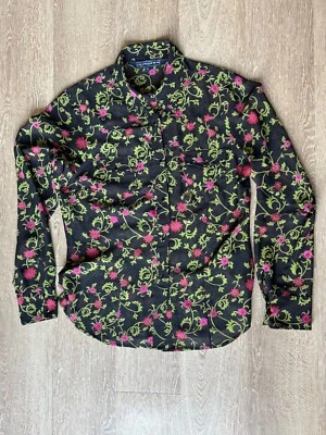 Camisa Roper Western Mujer MEDIANA Negra Roja Verde Estampado Floral Perla Transparente A Presión Foto 1 de 4