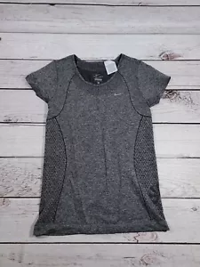 Nike Women’s Top Dri-Fit women's size S short sleeve shirt gray T10 - Picture 1 of 6