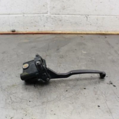 1995 SUZUKI KING QUAD 300 LTF4WDX RIGHT BRAKE HANDLE WITH RESIVOUR B426 Foto 1 de 2