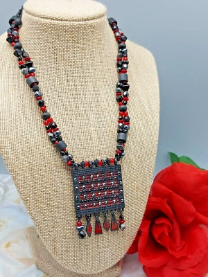 Chico's Beautiful Boho Native Ethnic Pendant Rhinestones & Beads Necklace 20" - Image 1 of 4