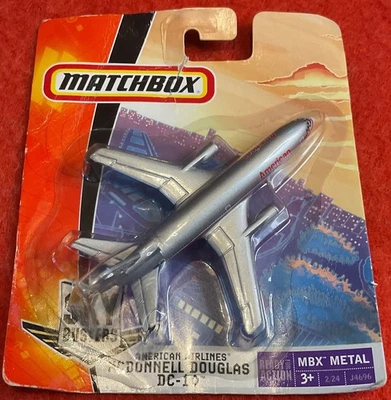 Matchbox 2005 Sky Busters American Airlines Commercial Jet McDonnell Douglas DC - Image 1 of 2