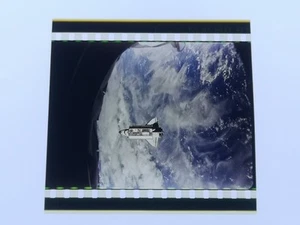 Imax 70mm Film Cell Cinema Frame Discovery Space Shuttle Earth NASA Collectable - Bild 1 von 5