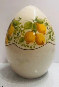 Vietri Pottery-5,1/2 Inch Tall Egg Shaped Canister.Made/painted by hand in Italy - Imagen 1 de 5