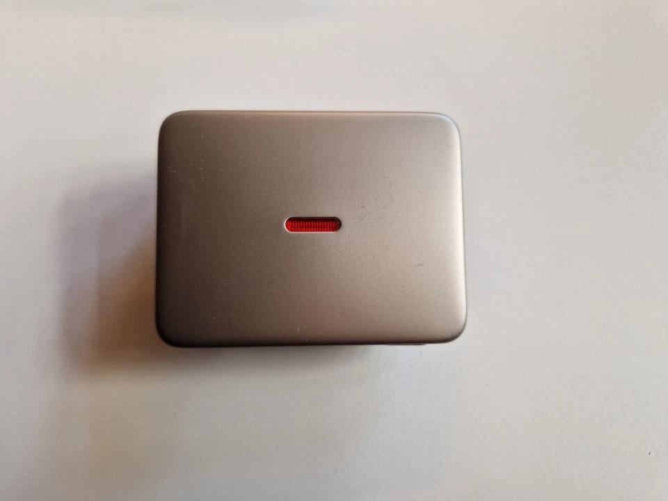 Busch Jaeger  alpha nea  Abdeckung Kontrollschalter Bronze - Bild 1 von 1