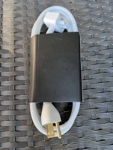 Apple Volex Powercord for Macbook APC7H 2.5A 125V - Picture 1 of 5