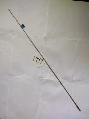 Mazda MPV 1997 minivan antena de radio color inoxidable - usada Foto 1 de 3