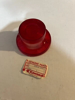Nuevo de Lote Antiguo Kawasaki 1971-1980 KV75 MT1 Lente-Lámpara Trasera 23026-009 Foto 1 de 2