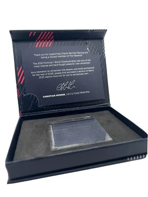 Parche traje de carrera réplica Max Verstappen 2021 Red Bull Racing F1 pieza de historia Foto 1 de 4