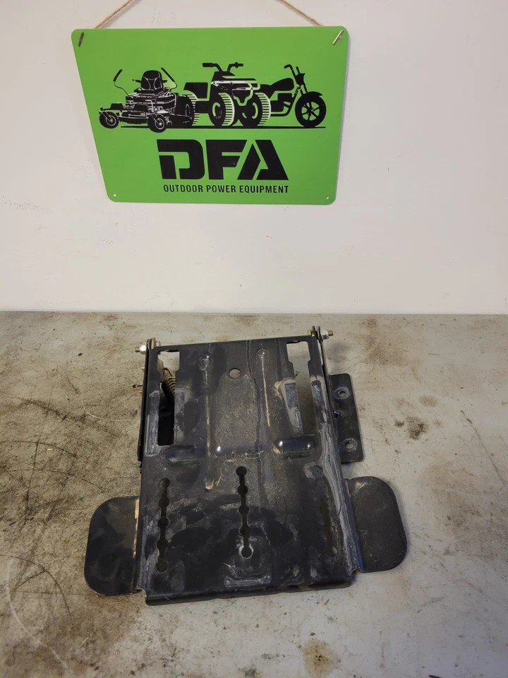 Troy-Bilt 1998 Super Bronco Seat Pivot Bracket 783-0738, 783-0738-0638 - Image 1 of 4