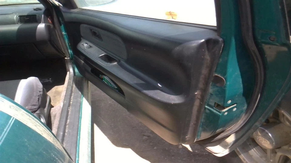 200SX     1996 Front Door Trim Panel 30089965 Foto 1 de 4