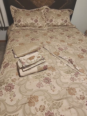 Jla Home Queen Comforter Shams Bed Skirt Sheets & Valances Gold Jacquard Corded - Image 1 of 4