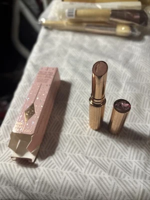 Charlotte Tilbury Pillow Talk rossetto diamanti fortunati nuovo con scatola 1,8 g,06 - Immagine 1 di 4