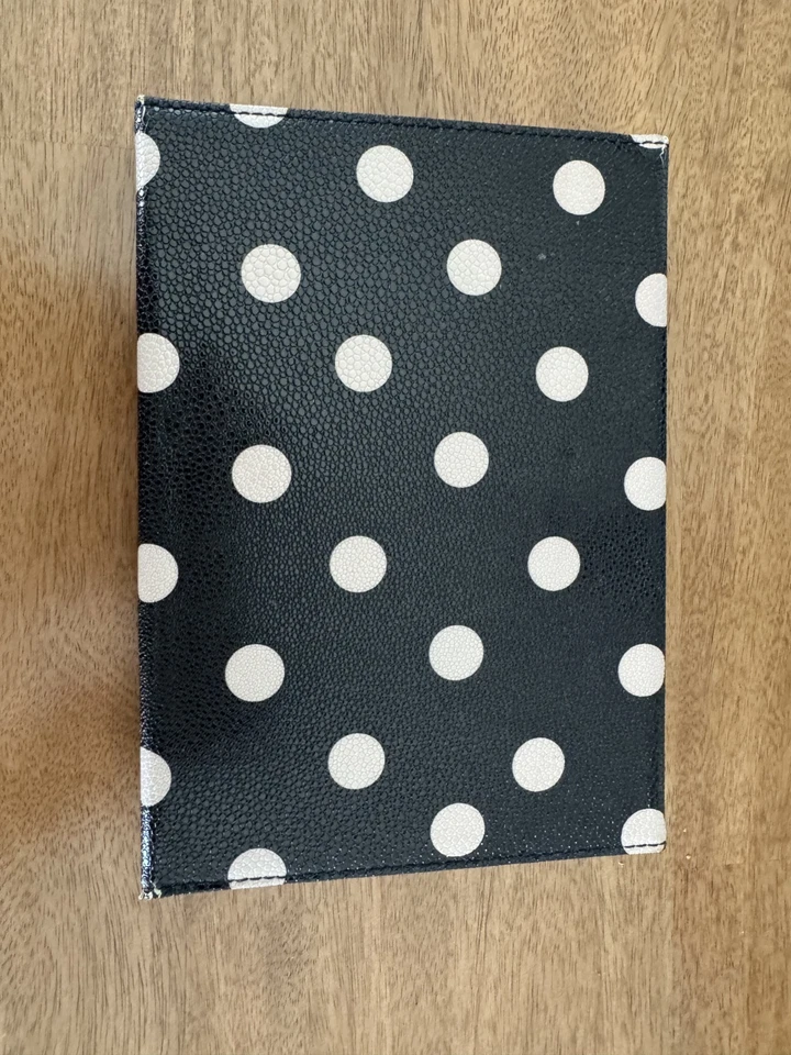 Funda Kate Spade iPad Mini con Teclado Bluetooth Elegante Cuero Lunares Negra Foto 1 de 4