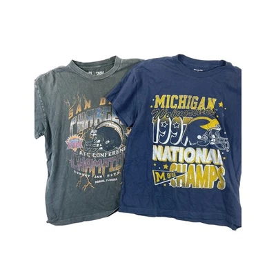 Lot 2 Abercrombie & Fitch NFL NCAA Graphic T-Shirts Men's XL Chargers Wolverines - Image 1 of 4