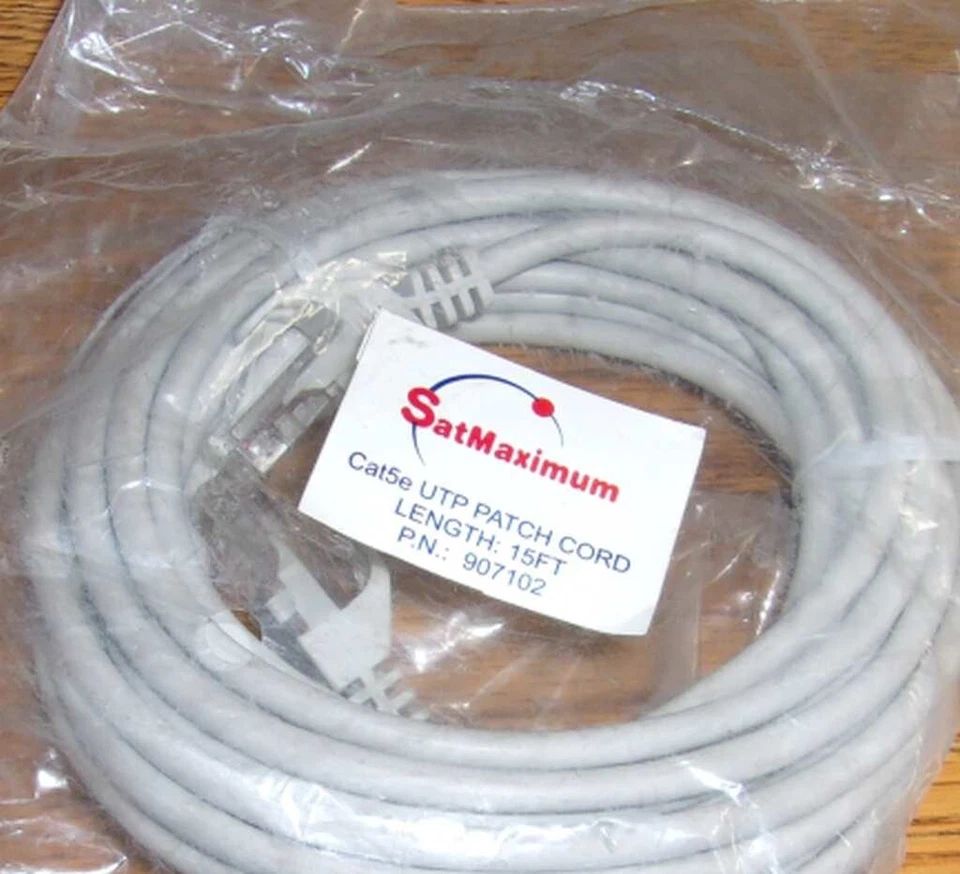 Sat Maximum CAT5e UTP cord 15ft PN: 907102  Patch Cord - Image 1 of 1