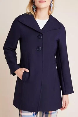 Chaquetón plisado Wellesley azul marino Anthropologie precio de venta sugerido por el fabricante 168 USD talla S minimalista  Foto 1 de 4