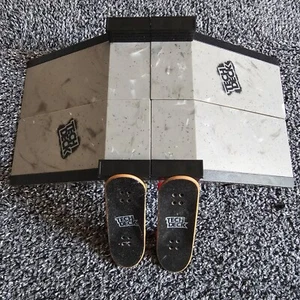 Tech Deck 2 Skateboard Sk8mafia + 4 Rampe Spin Master - Foto 1 di 2