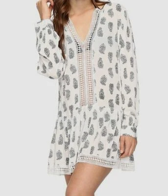 $70 Athena Women's White Printed Willow Tunic Cover-Up Swimwear Size Medium - Image 1 of 4