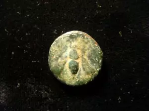 IONIA. EPHESOS. 280-258 BC. AE 16. Bee. Stag grazing right. - Picture 1 of 2
