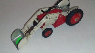 Corgi  53 - Massey-Ferguson 65 con pala - Immagine 1 di 4