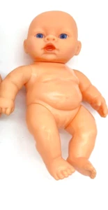 7.5" Baby Doll 714 Caucasian Female Anatomically Correct Vinyl Blue Eye Toy Cute - Picture 1 of 6