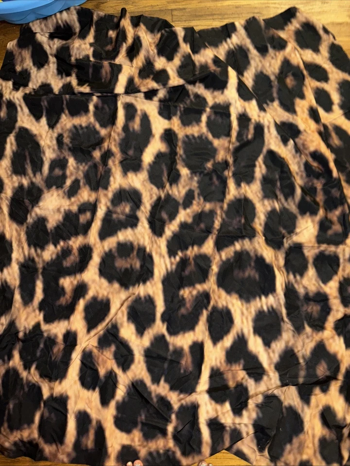 Cortina de ducha para baño con estampado de leopardo guepardo Foto 1 de 1