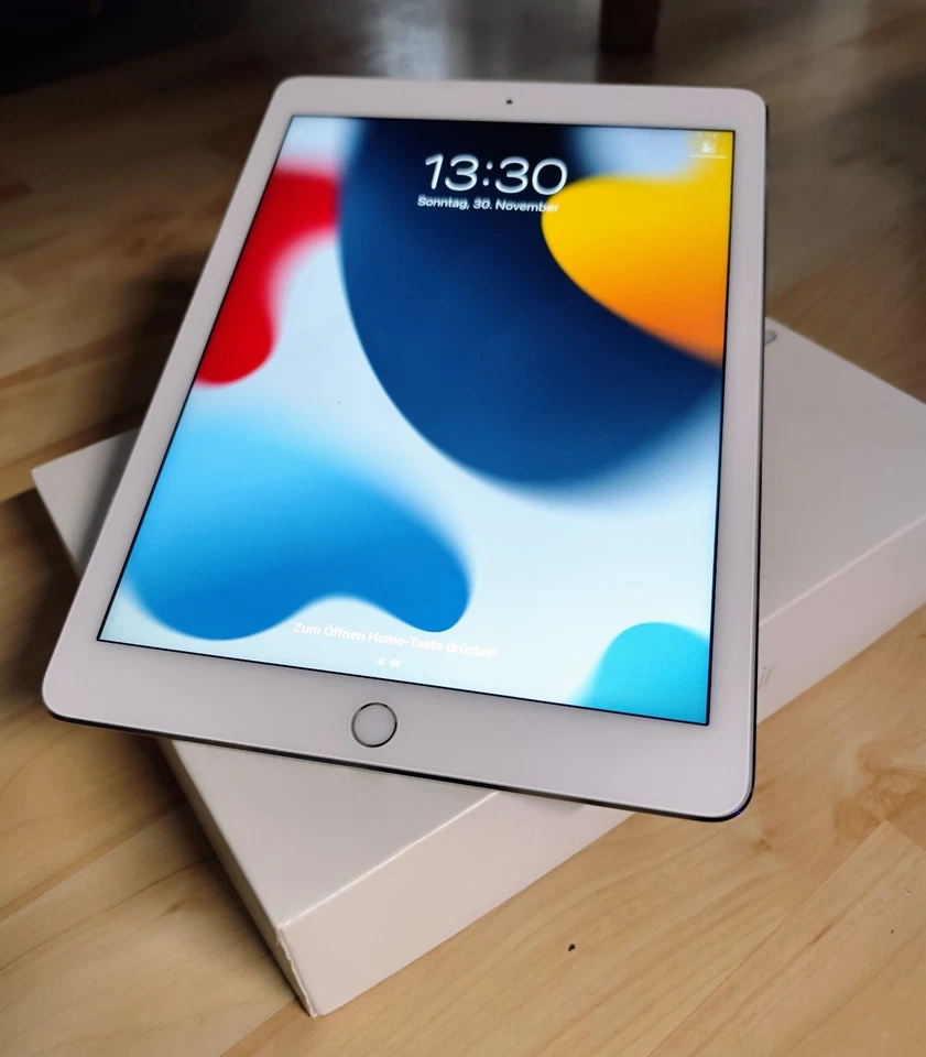 Apple iPad Air 2 32GB, WLAN,  (9,7 Zoll) - Silber/weiß - Bild 1 von 1