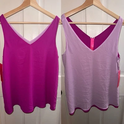 全新带标签 Lilly Pulitzer Florin 无袖衬衫 紫丁香 Freesia 双面 V 领 尺寸 S — 第 1/4 张图片
