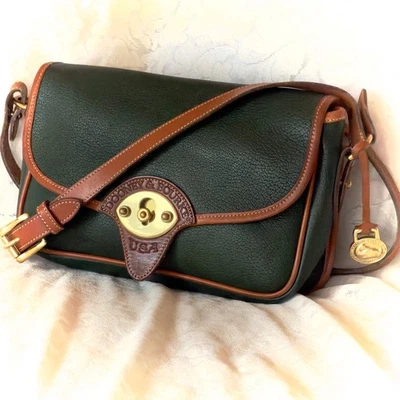 Auténtico Dooney Bourke De Colección AWL R70 Caballería Soldado X/cuerpo EE. UU. EN MUY BUEN ESTADO Foto 1 de 4