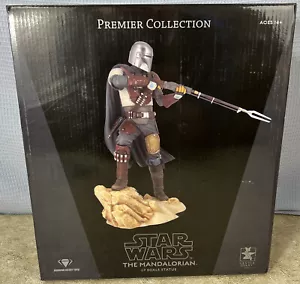 Statua Star Wars Premier Collection Mandalorian Figura Edizione Limitata 11,5 - Foto 1 di 13