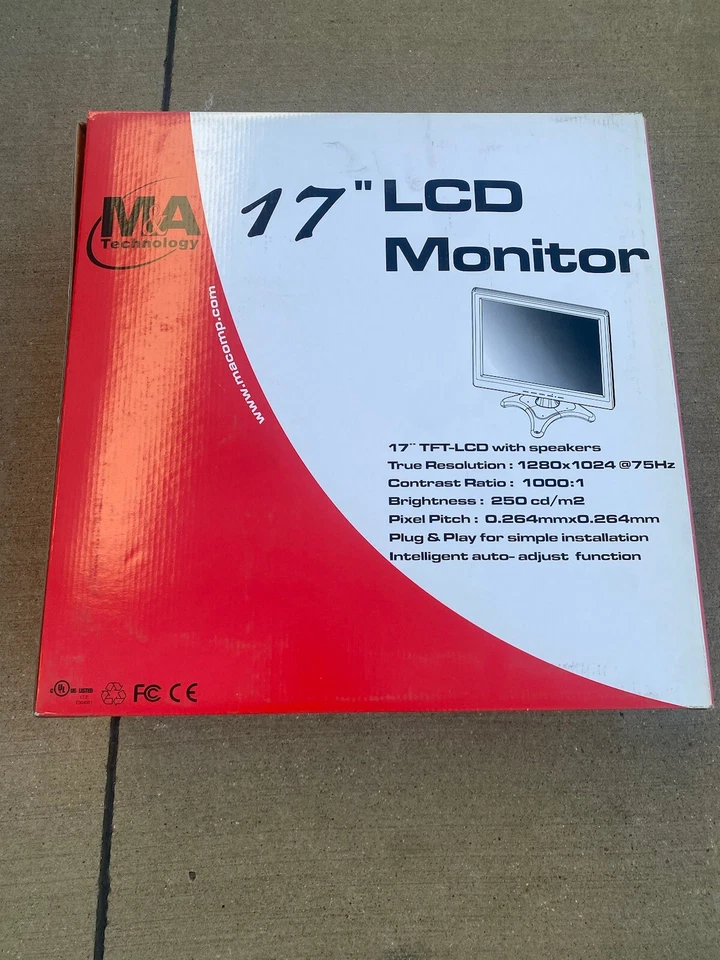 New Old Stock 17" LCD Desktop Computer Monitor VGA Retro Square 4:3 w/ Speakers - Image 1 of 4
