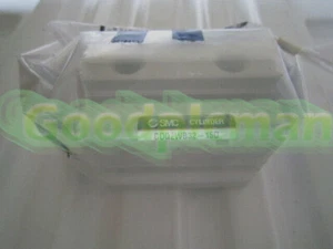 New 1PC SMC cylinder CDQ2WB32-15D - Picture 1 of 2