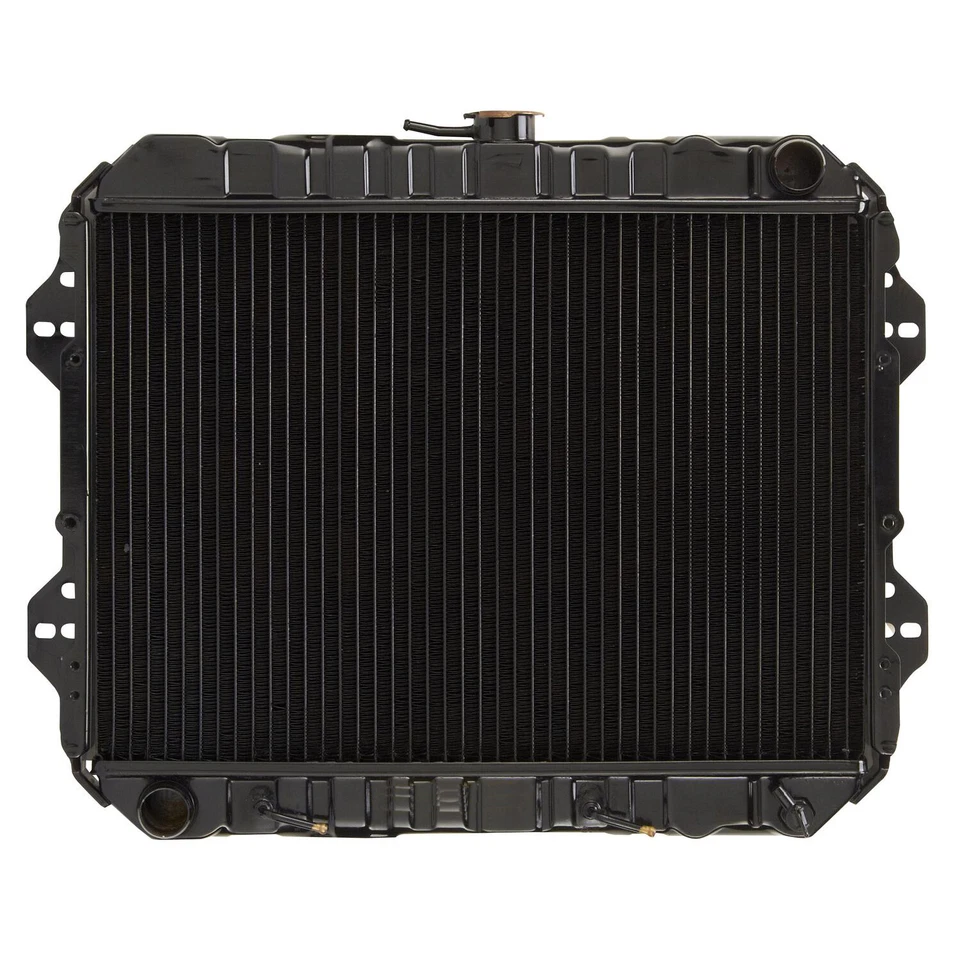 Radiador apto para Toyota Celica / Corona 1981-1979 Foto 1 de 4