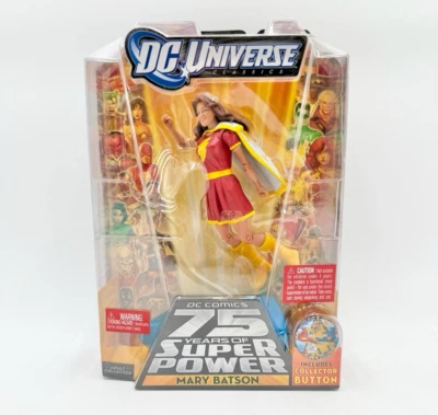 DC Universe 75 Anos de Super Poder - Mary Batson RARO Versão Vermelha Mattel Selado - Imagem 1 de 2