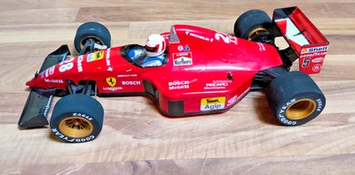 Vintage Tamiya F103 F1 RC car with Ferrari body - Bild 1 von 4