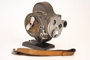 Emel Reflex 8mm Cine Triple Turret Movie Camera TESTED Vintage V23 - Picture 1 of 8