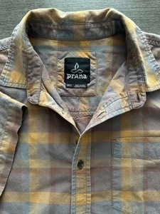 PRANA Bryner Shirt Mens Medium Plaid Organic Cotton Button Up Short Sleeve Logo - Picture 1 of 9