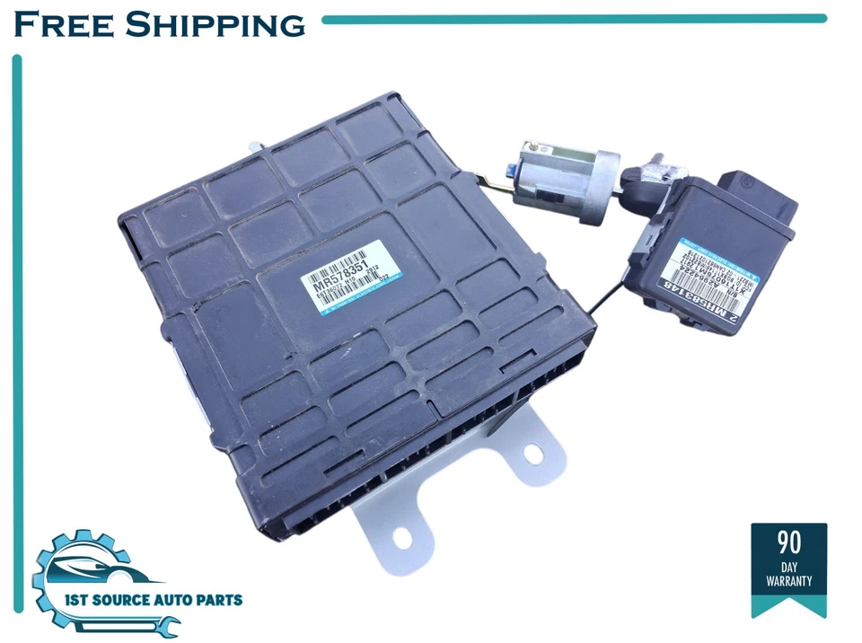 Módulo de motor Mitsubishi Montero 2003 3,0 L ECU con llave e inmovilizador MR578351 Foto 1 de 4