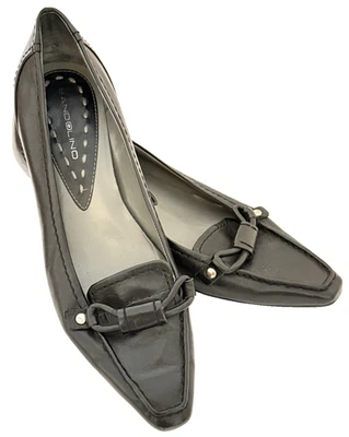 Zapatos Bandolino Mujer Talla 7.5 Cuero Gatito Curar Punta Puntera Negro Carrera Foto 1 de 4