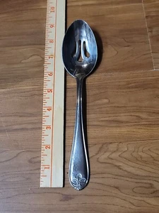 Reed Barton Nastro Crest Servizio Cucchiaio a Fessura 8,75" - Foto 1 di 4