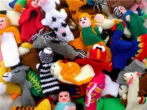 3000 Handwoven- Finger Puppets - Wholesale Peruvian Toy - Picture 1 of 5