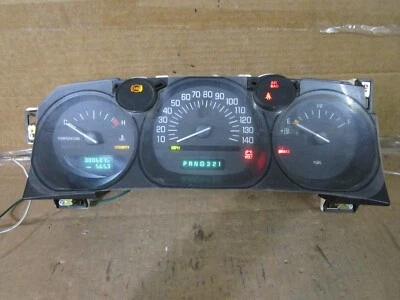02 03 04 05 Cuadro de instrumentos velocímetro Buick Lesabre 300 k millas 25735401 Foto 1 de 4
