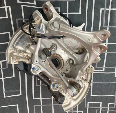 Mercedes Benz Original AMG GT W190 C190 A1903500802 Radnabe HUB - Imagem 1 de 4