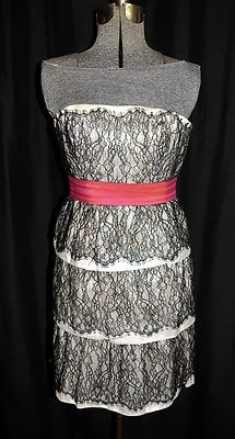 Vestido de fiesta formal de encaje Phoebe Couture sin tirantes talla 0/XS negro encaje crema  Foto 1 de 4