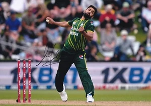 Cricket - Haris Rauf - Fotografia A4 firmata a mano - Pakistan - Certificato di autenticità - Foto 1 di 1