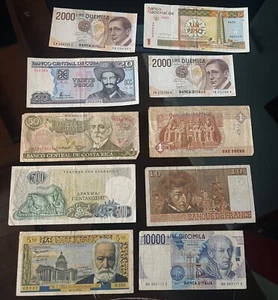 Lotto di 30 banconote italiane e straniere- (7340) - Picture 1 of 3