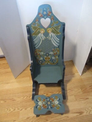 Muñeca de madera vintage de arte popular holandés pintada a mano 2 piezas mecedora y taburete 10.5"T Foto 1 de 4